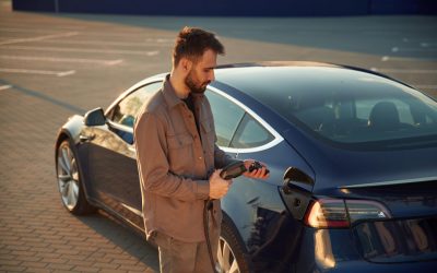 How to Plan a Long Trip in a Tesla Without Running Out of Battery